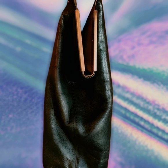 Kenneth Cole leather tote - Picture 2 of 3